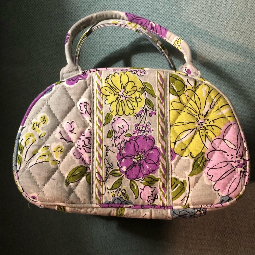 🚫 SOLD 🚫 Vera Bradley 3 Pouch Cosmetic Case
